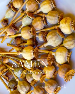 Saatgut ernten, aber sicher

Jetzt beginnt die beste Zeit, Samen von Sommerblumen zu ernten. Wichtig ist:

+++ Nur an der Pflanze gereifter Samen ist keimfähig!

Es hilft also nicht, unreife Mohnkapseln zu schneiden und danach trocknen zu lassen. Diese Samen gehen nicht auf. Das gilt für ALLE Blumen. Reife Mohnsamen rascheln in der Kapsel und unter der Kappe befinden sich offene Löcher. Dreht man die Kapsel um und schüttelt sie, fallen die Samen ganz einfach raus.

++ Nehmen Sie zum Ernten ein Gefäß mit in den Garten. Reifer Samen fliegt schnell davon.

+ Lassen Sie den Samen im Haus noch 2-3 Tage nachtrocknen
+ Trennen Sie Spelzen vom Samen. Dazu Samen auf einen flachen Teller streuen und vorsichtig darüber pusten. Spelzen fliegen weg, der Samen bleibt.
+ Füllen Sie die Samen anschließend in kleine Behälter wie Medizindöschen, Kaugummi-Dosen, Teefilter oder selbst gefaltete Papiertüten.
+ Beschriften Sie den Behälter mit Name der Blume + Jahr der Ernte.

+++ Lagern Sie das Saatgut anschließend kühl und dunkel.

Fazit: Egal ob im Garten oder am Wegesrand (Wegwarte!): Saatgut ernten lohnt sich und ist ganz einfach.

Im Blog: 30 Blumen, bei denen sich die Saatgut-Ernte besonders lohnt. Dazu viele Bilder und Tipps zu den einzelnen Pflanzen.

https://www.wo-blumenbilder-wachsen.de/saatgut-ernten-30-blumen/

Kurz: https://www.insbeet.de/Saatgut

#Garten #Blumen #Samen #Saatgut #Sämerei #Anzucht #gärtnern #LebenmitBlumen #Pflanzenvermehren #Sommerblumen #Gartenwissen #Gartentipps